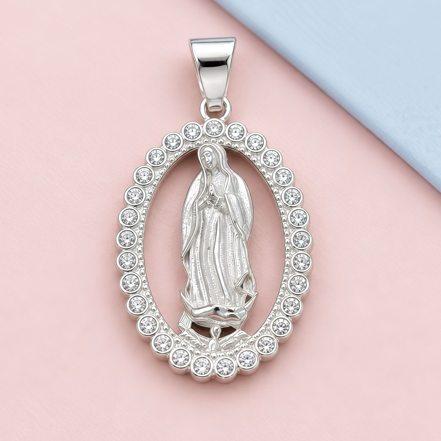Dije Virgen de Guadalupe Ovalado Plata 925 Mexicana.