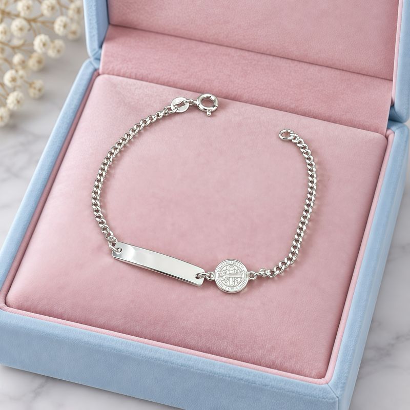 Pulsera Estilo Cubana con medalla San Benito