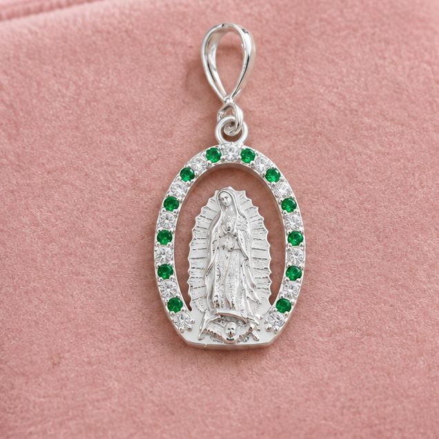 Dije Virgen de Guadalupe Ovalado 3cm Plata 925 Mexicana.
