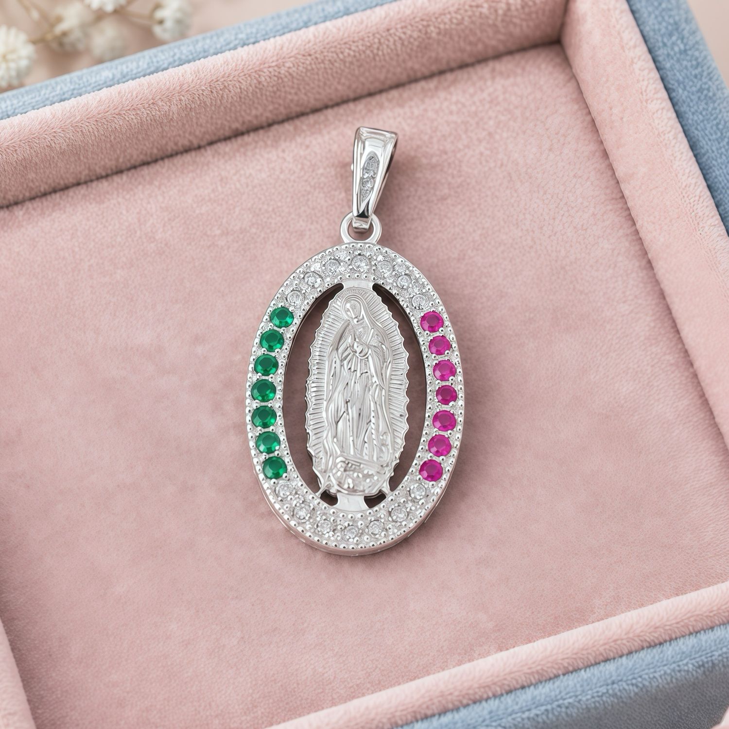 Dije Virgen de Guadalupe Tricolor Ovalado 3.5cm Plata 925 Mexicana.