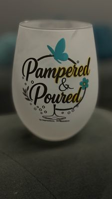 Pampered &amp; Poured Sip‘n Spa Wine Timbler