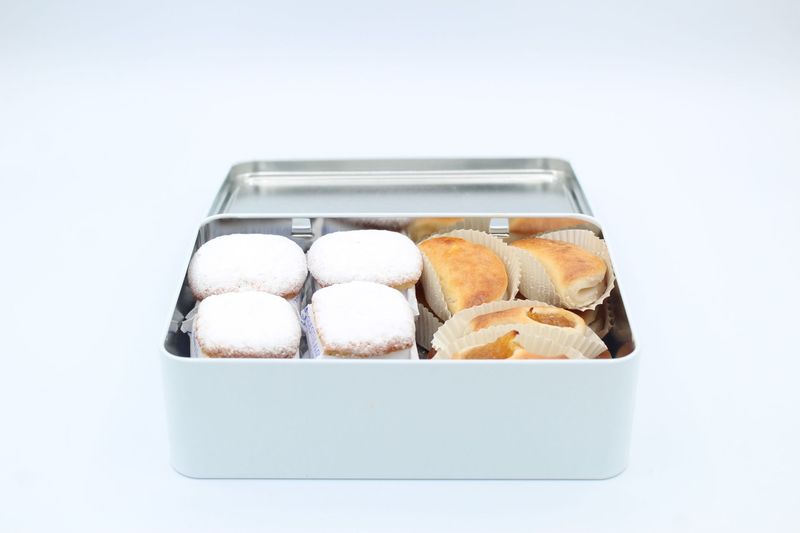 Caja Metálica Marquesitas, delicias y jamones.