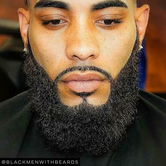 Start your beard journey today,every man is entitled to grow a full beard,and it&#39;s possible with the original Aichun beard oil serum.