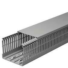 V6K2525 ARNOCANELLI CANALETA  RANURADA 25X25 MM