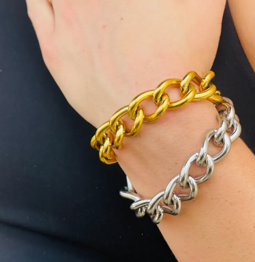 Vain Chain Bracelet