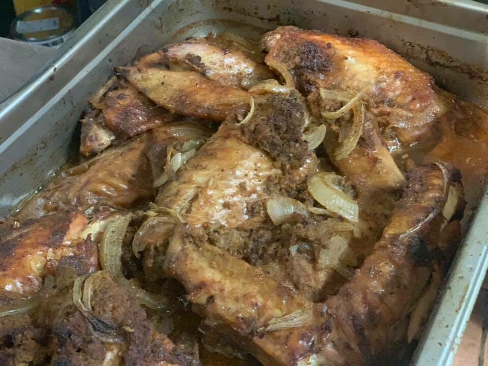 Turkey Wing Dinner w/2 Sides