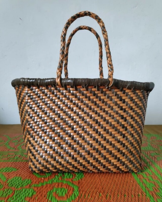Woven leather tote bag Bamboo style in leather