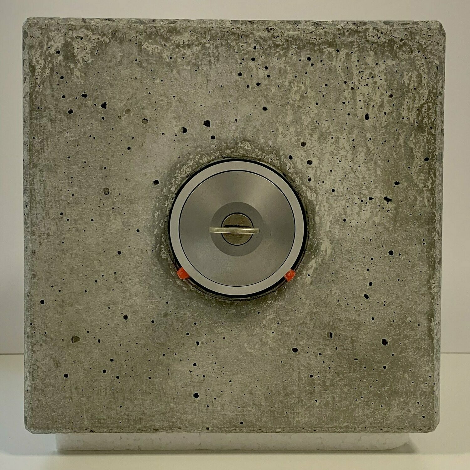 safemo-cube Typ 1, Rohrtresor-Montageelement,  Aussparung D=80 mm / Format 8DF-240, LxBxH=240x240x238mm