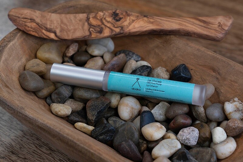 Abaka Lip Therapy Lip Plumper