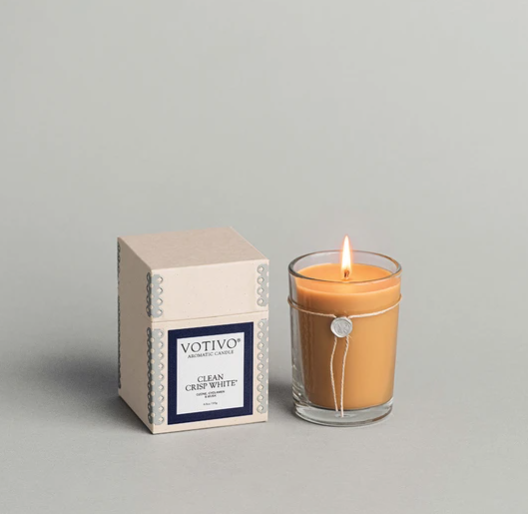 Votivo 6.8oz Aromatic Candle Clean Crisp White