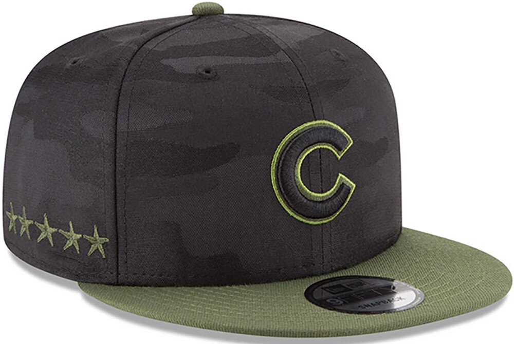 Chicago Cubs 2018 Memorial Day Snapback Black/Green