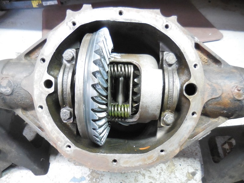 Chevy 10 bolt 8.2" Posi rear axle assembly, 65-67 Abody Chevelle rebuilt