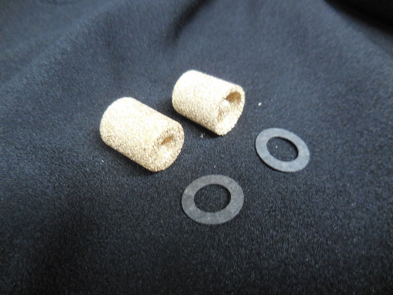 Quadrajet Fuel Filter, Bronze, w/ gasket, PAIR