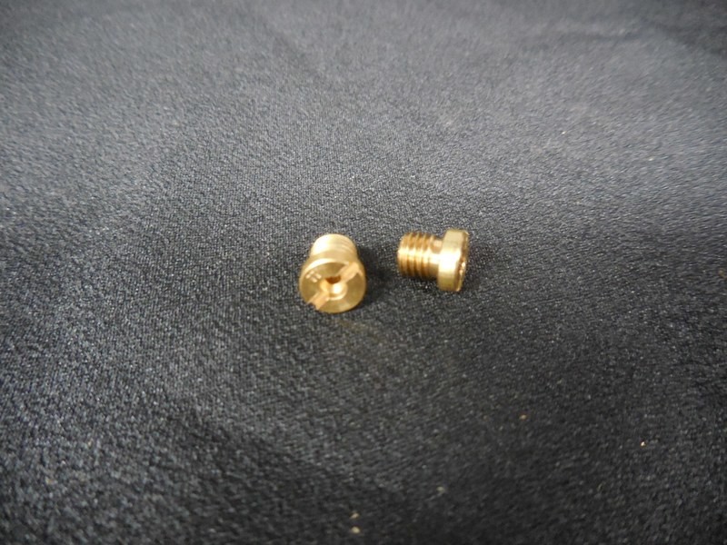 Quadrajet Metering JET, primary, pair, 77