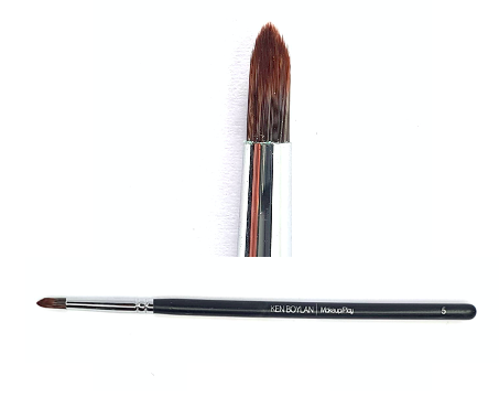 Pointed Placement and Eyeliner Brush