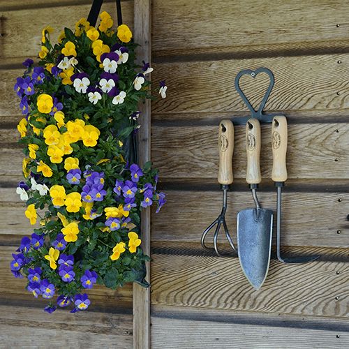 Set tuingereedschap op haak