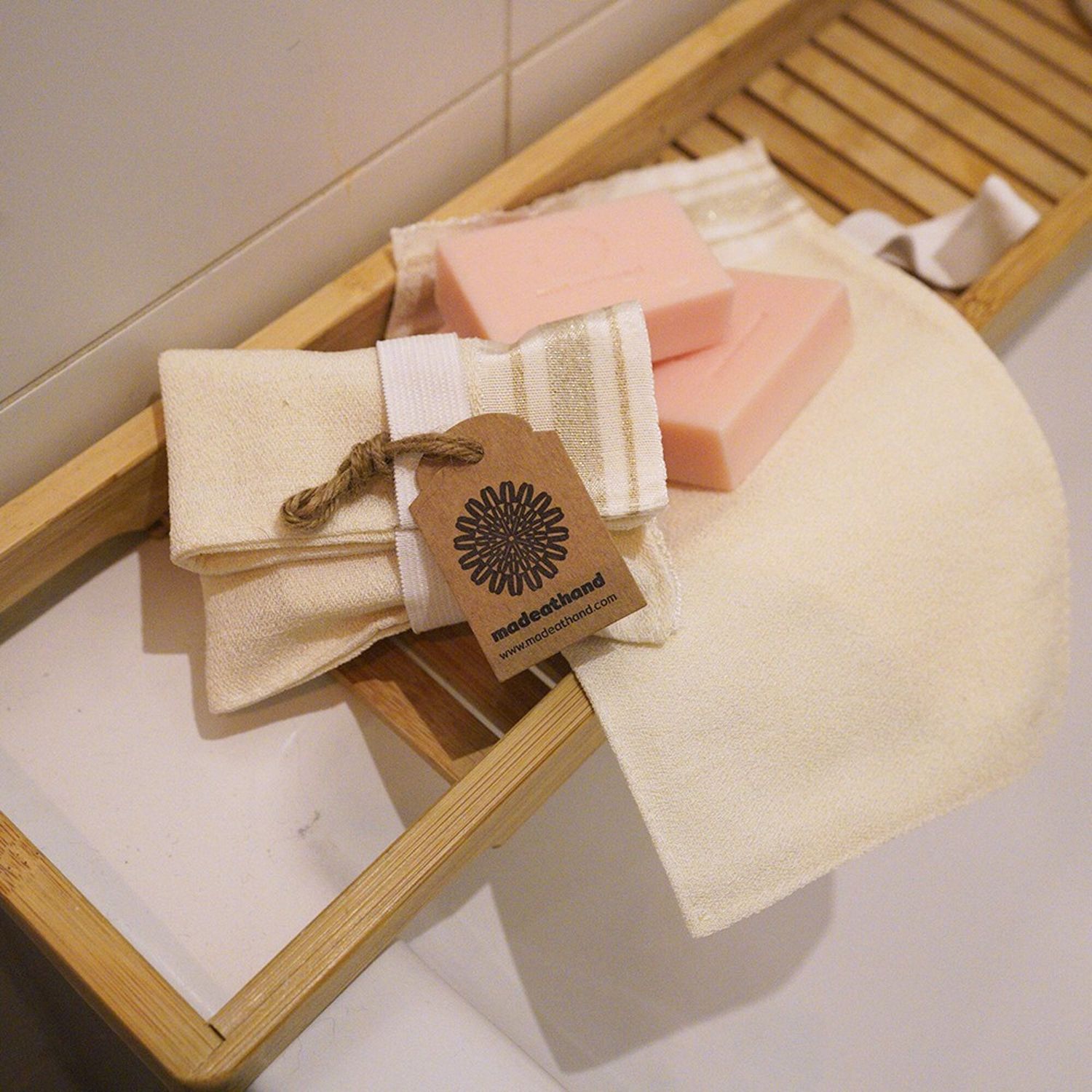 Cellulose Scrub Washand met Sheaboter Zeep