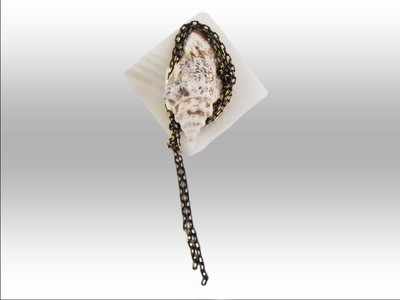 BROOCH PIN WITH SNAIL SHELL & CHAIN MAILLE FINDINGS