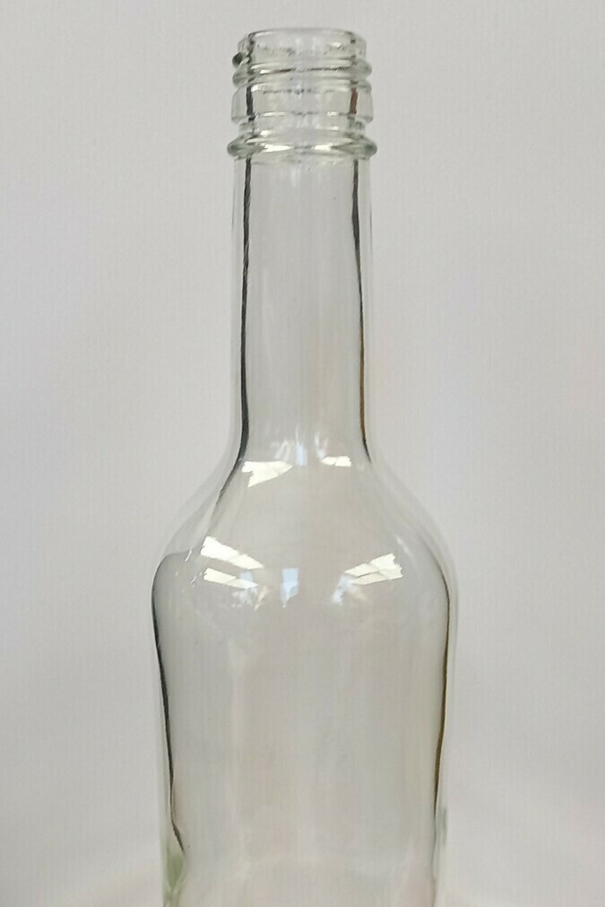 Glass Bottles 500ml Mineral Juice Cocktail with Duet 28mm Caps