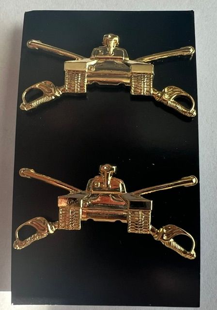 Pin, Armor Officer