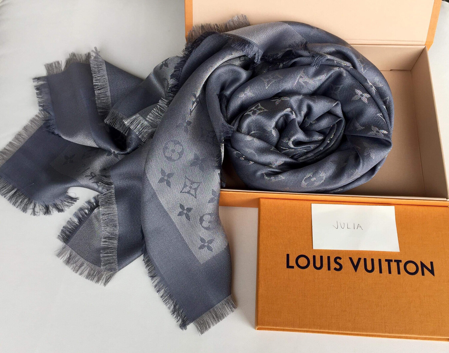 Louis Vuitton Shawl Grey Shine with Blemish- No Box - MA001