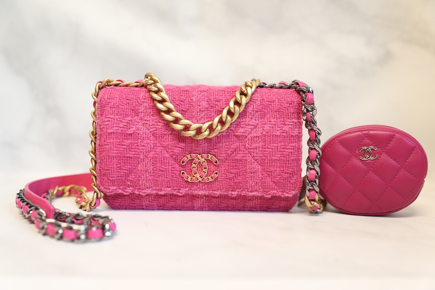 Chanel 19 Pink Tweed Wallet On A Chain With Pouch, New With Full Set 