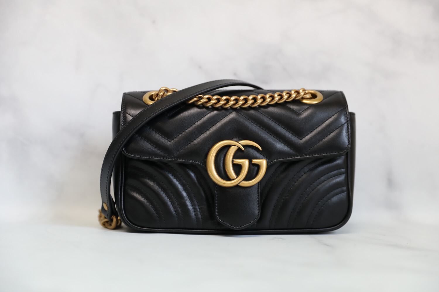 Gucci Marmont Flap Bag Mini Black New in Dustbag WA001
