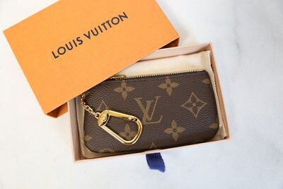 Louis Vuitton Key Cles Monogram, New in Box GA001