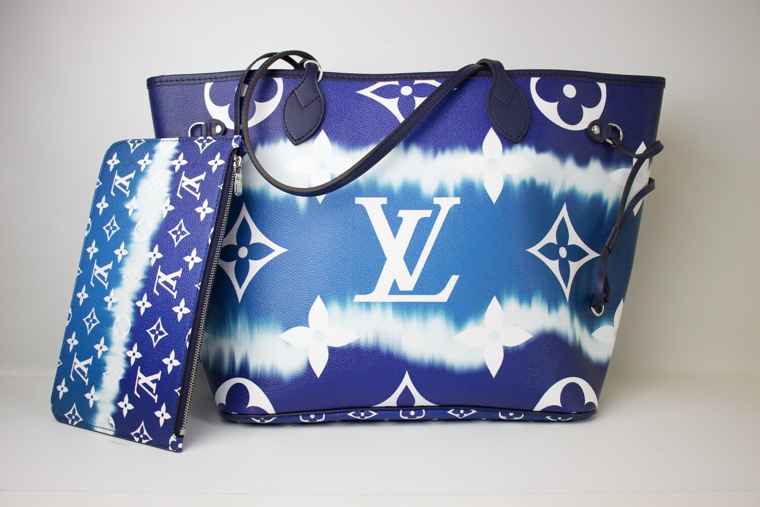 Louis Vuitton Escale Neverfull MM Navy New with Pouch and Box Julia Rose Boston Shop
