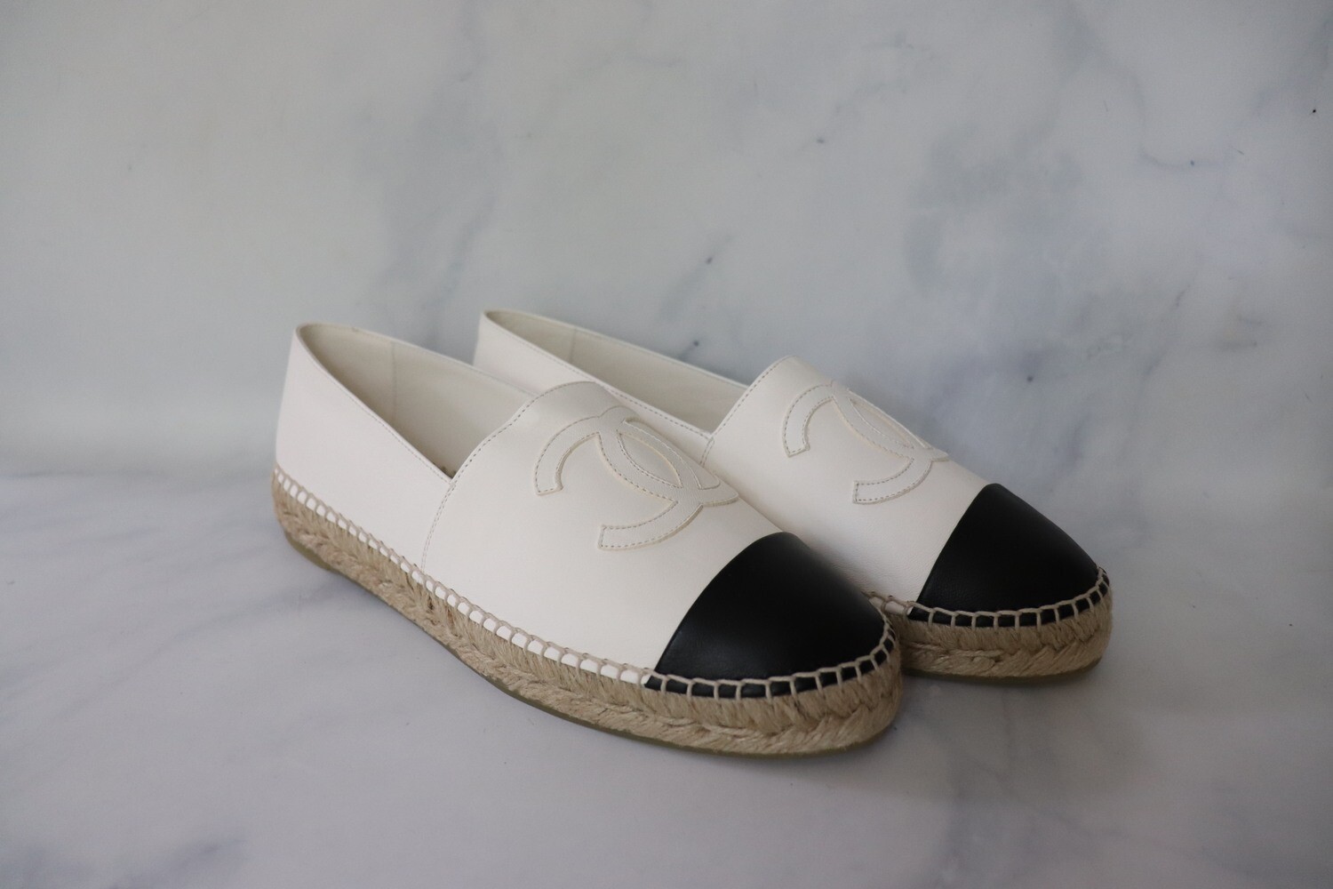 Chanel Shoes Espadrilles Black/White, New in Box Size 41 WA001