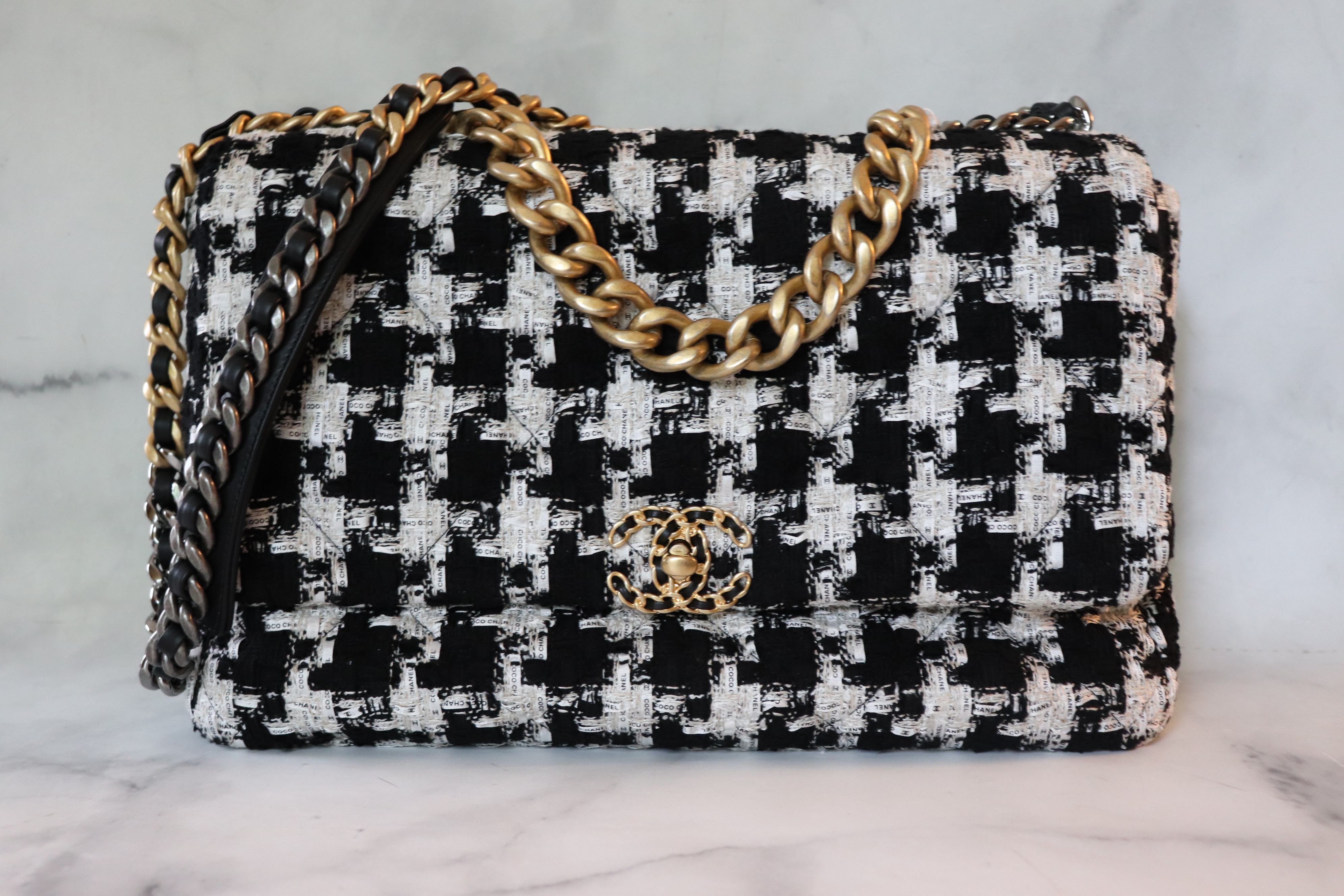 Chanel 19 Flap Bag Quilted Houndstooth Tweed and Ribbon Large Black 2336752
