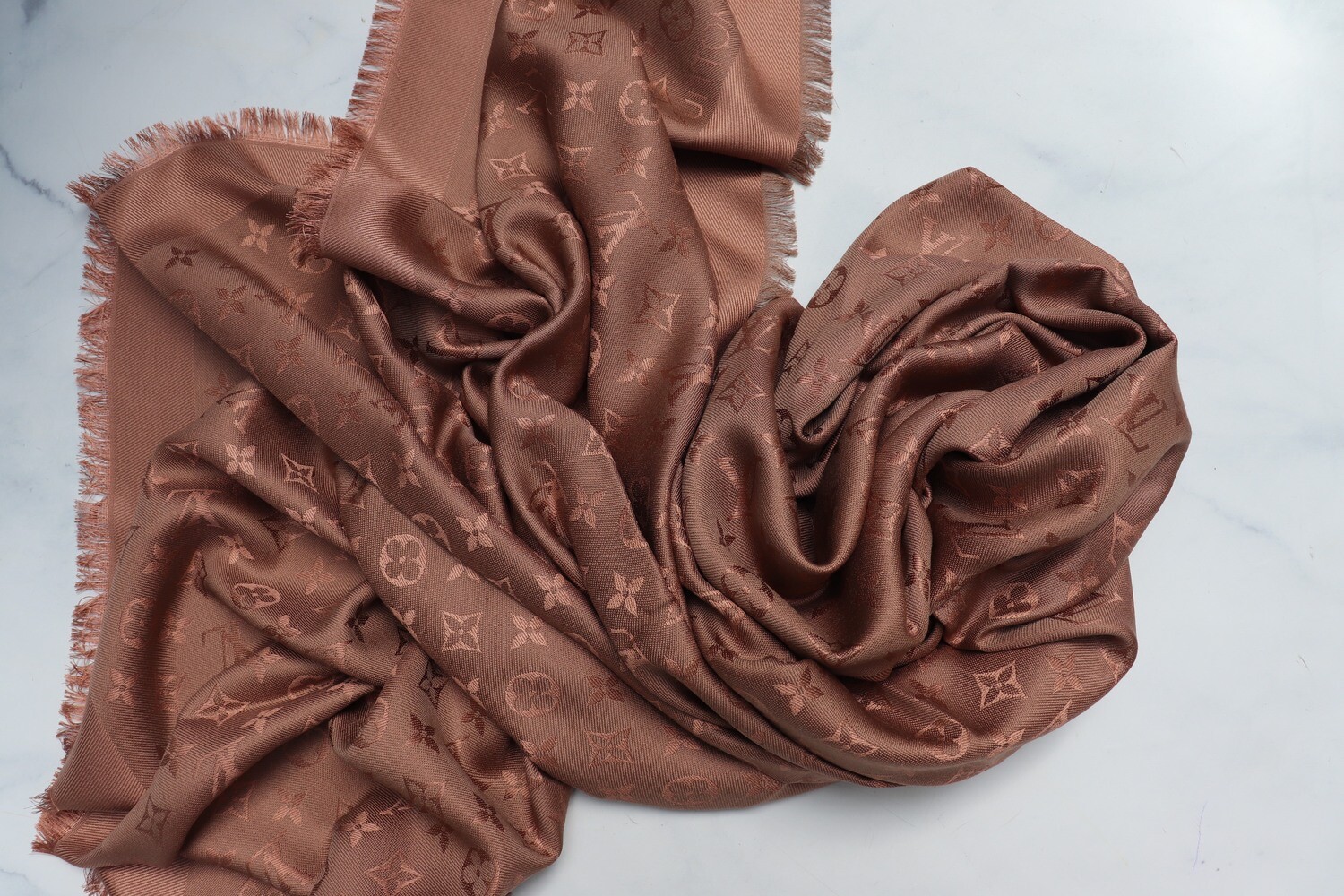 Louis Vuitton Shawl Cappuccino M75872, As New, No Box - MA001