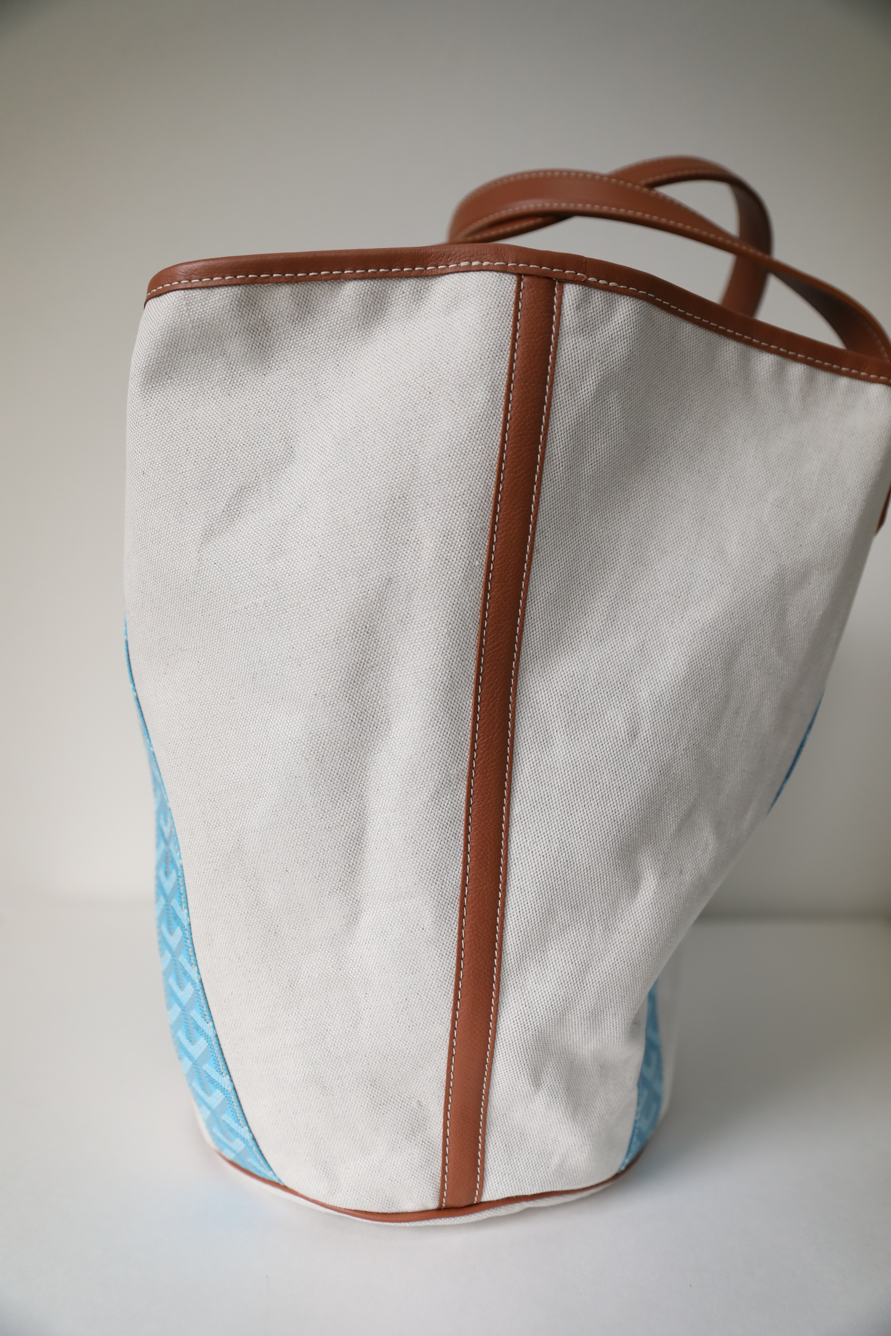 Goyard, Bags, Goyard Goyard Bellara Tote Bag Shoulder Beach Reversible  Canvas Toile Leather