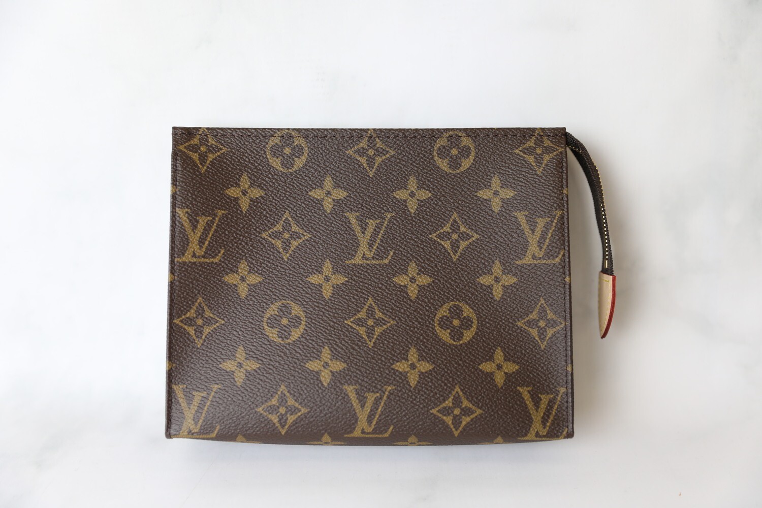 Louis Vuitton Toiletry 19, New in Box WA001