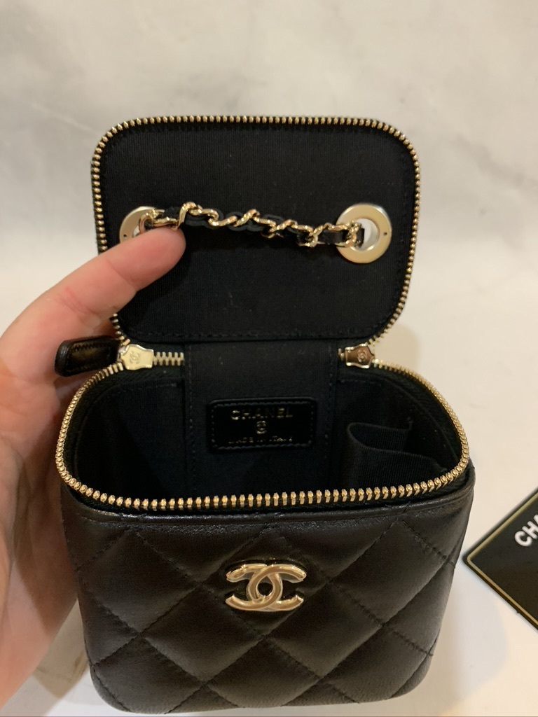 Chanel SLG Ribbon Round Vanity, Caramel Lambskin Leather, Gold