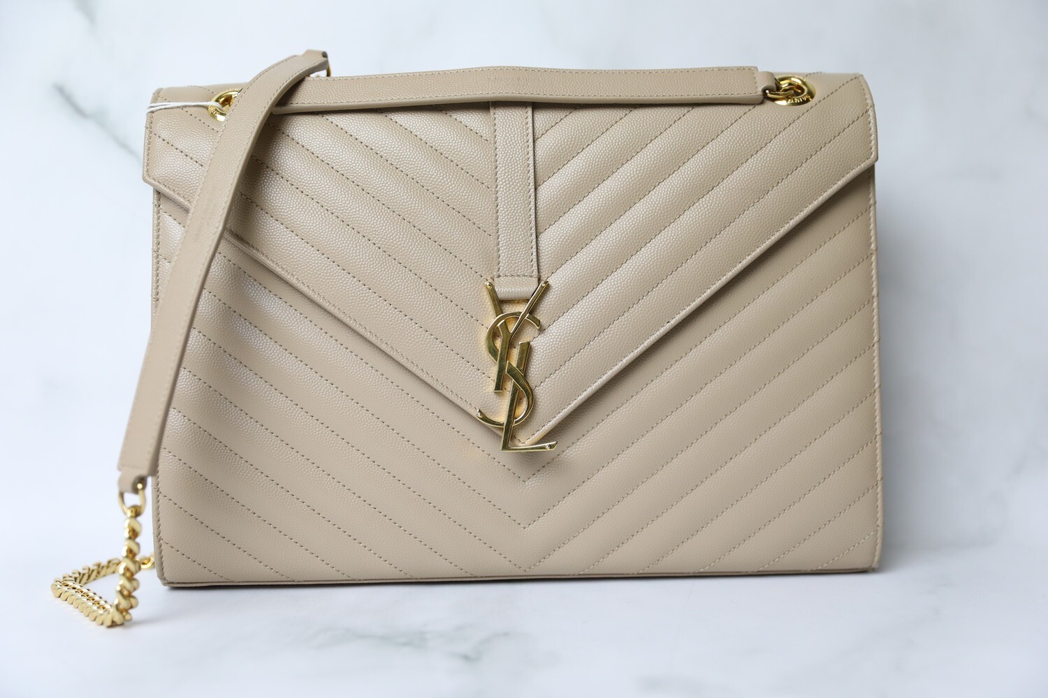 Saint Laurent Envelope Large, Beige Pebbled leather with Gold Hardware, Preowned no Dustbag WA001