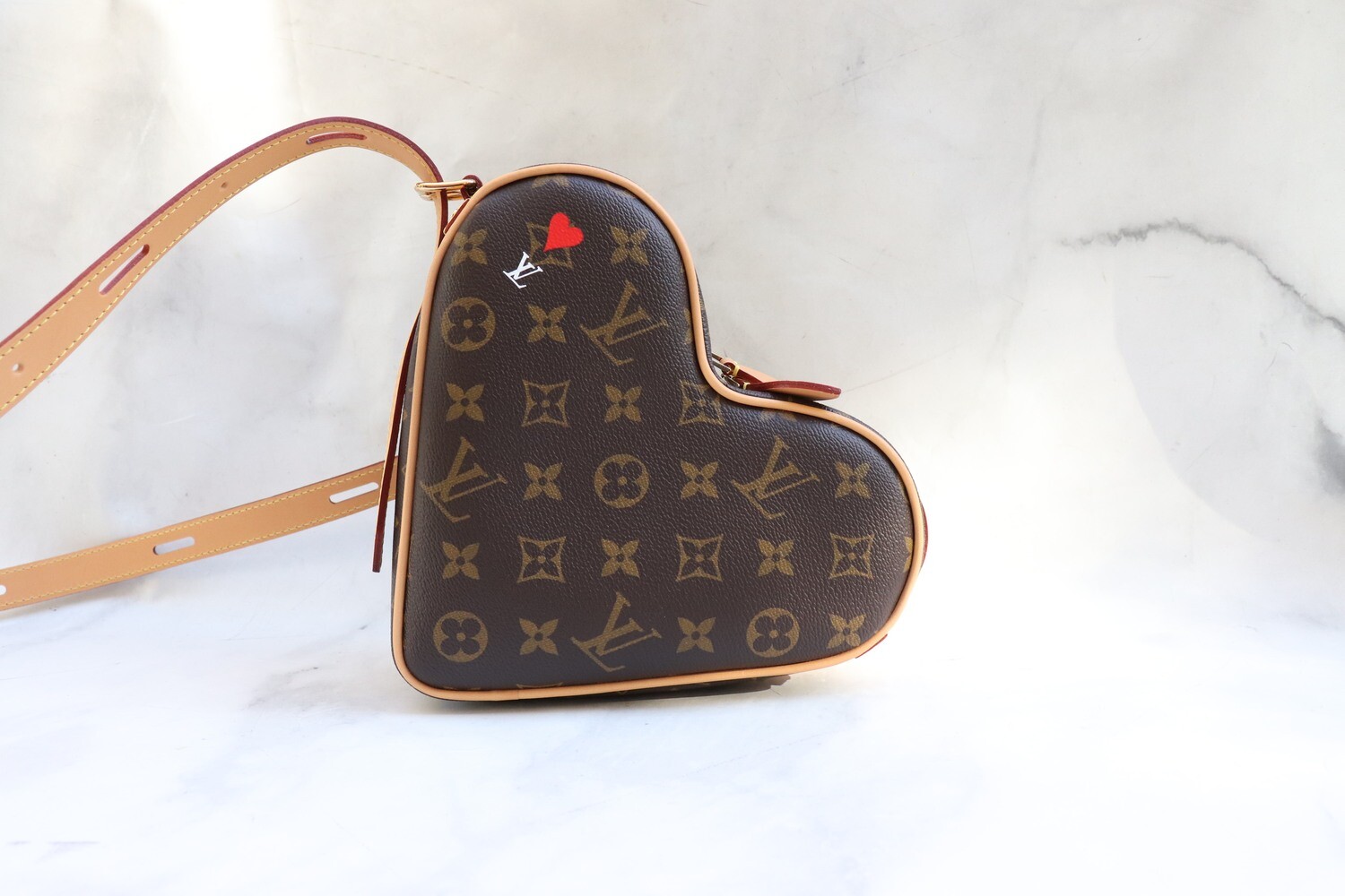 Louis Vuitton Game On Heart Bag, New in Dustbag