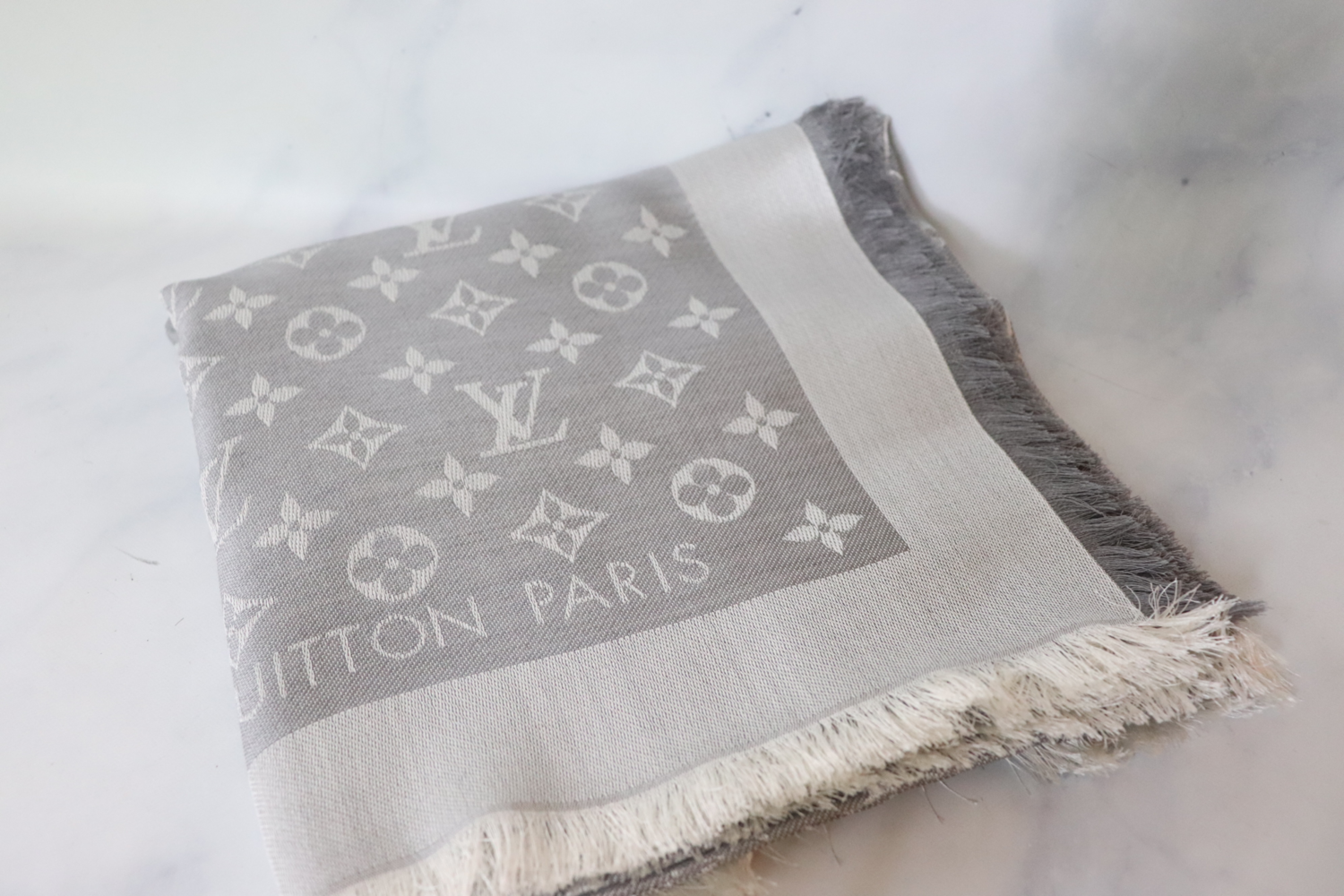 Louis Vuitton Monogram Shawl, Denim Pearl Grey, M70804, with Blemish, WA001