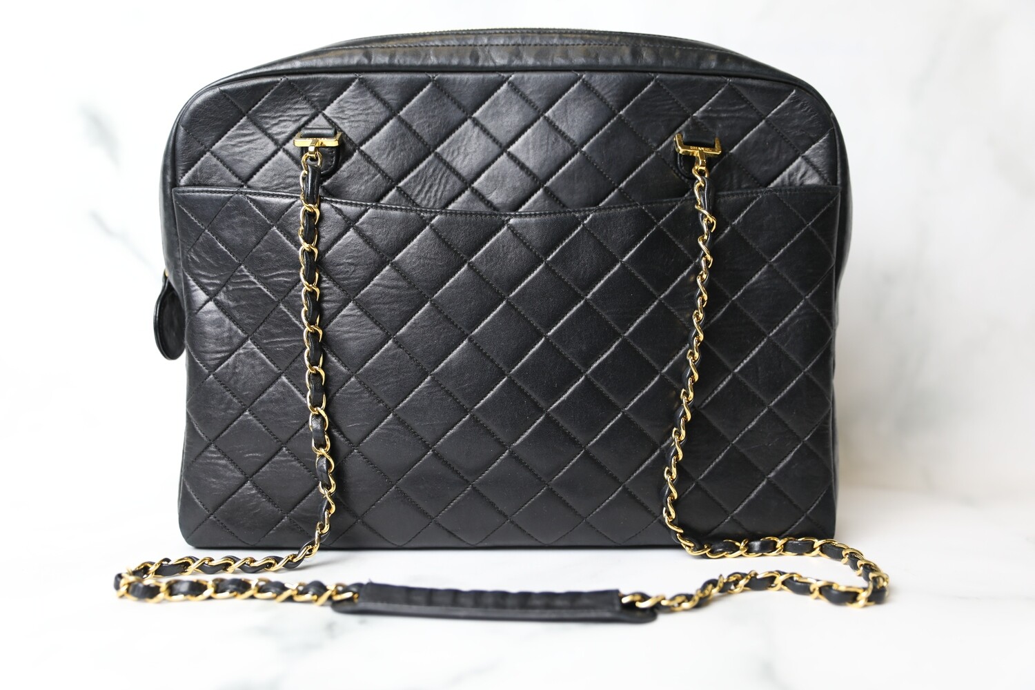 Chanel Vintage Tote, Black lambskin with Gold Hardware, Preowned no Dustbag WA001