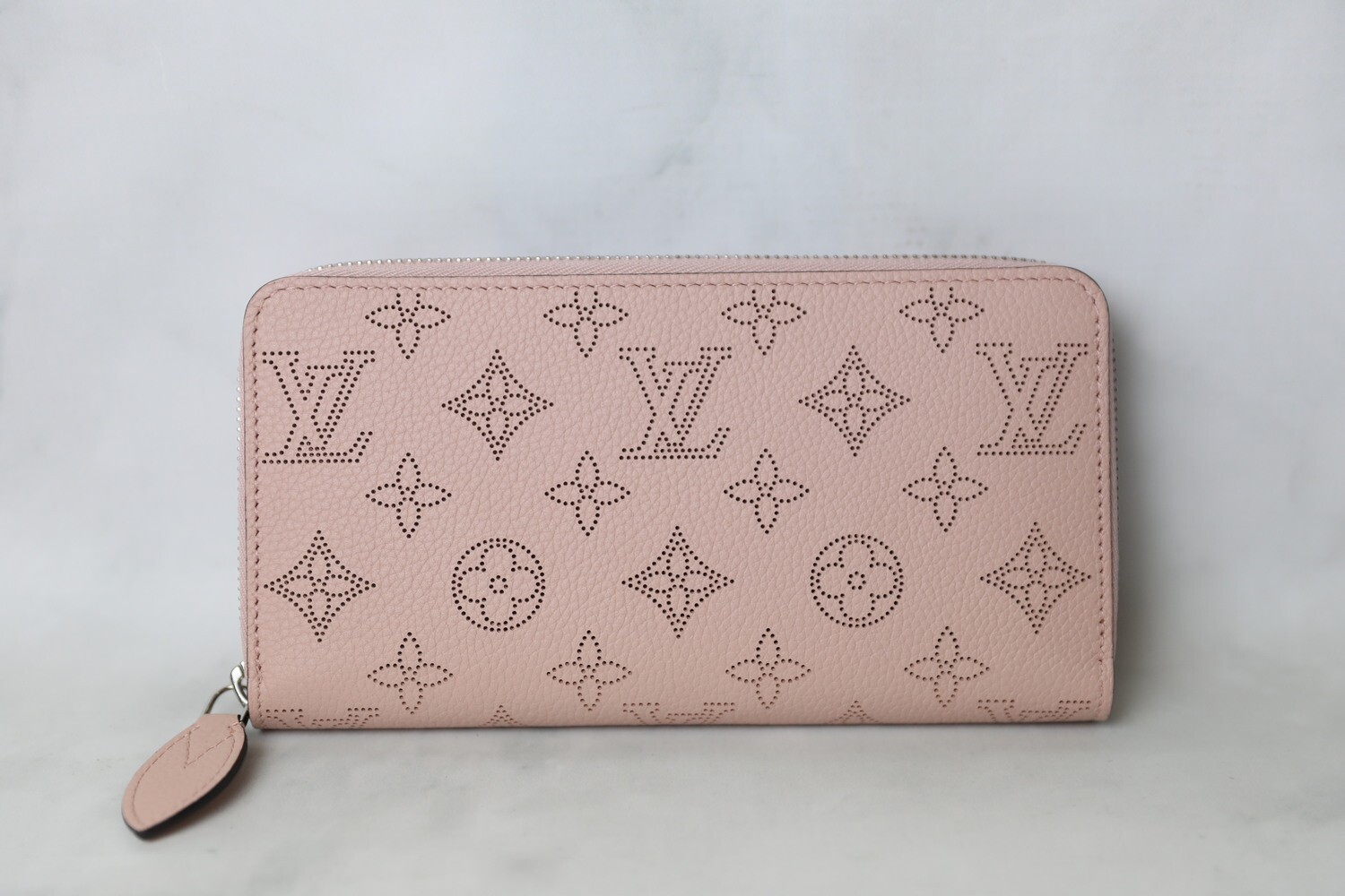 Louis Vuitton Zip Long Wallet, Pink perforated, New in Box WA001