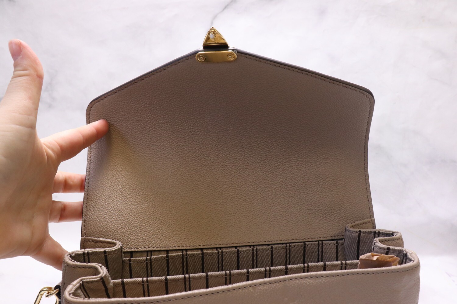 Louis Vuitton Pochette Metis Turtledove Empreinte, New in Dustbag