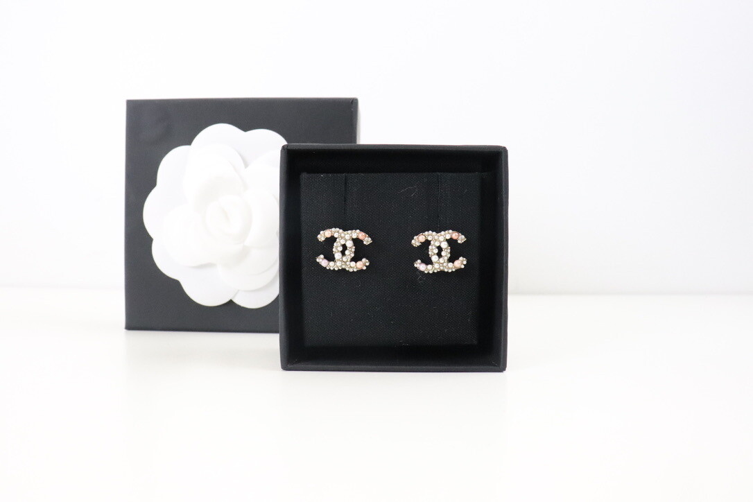 Chanel Earrings Studs Pearl with Pink Beads, New in Box