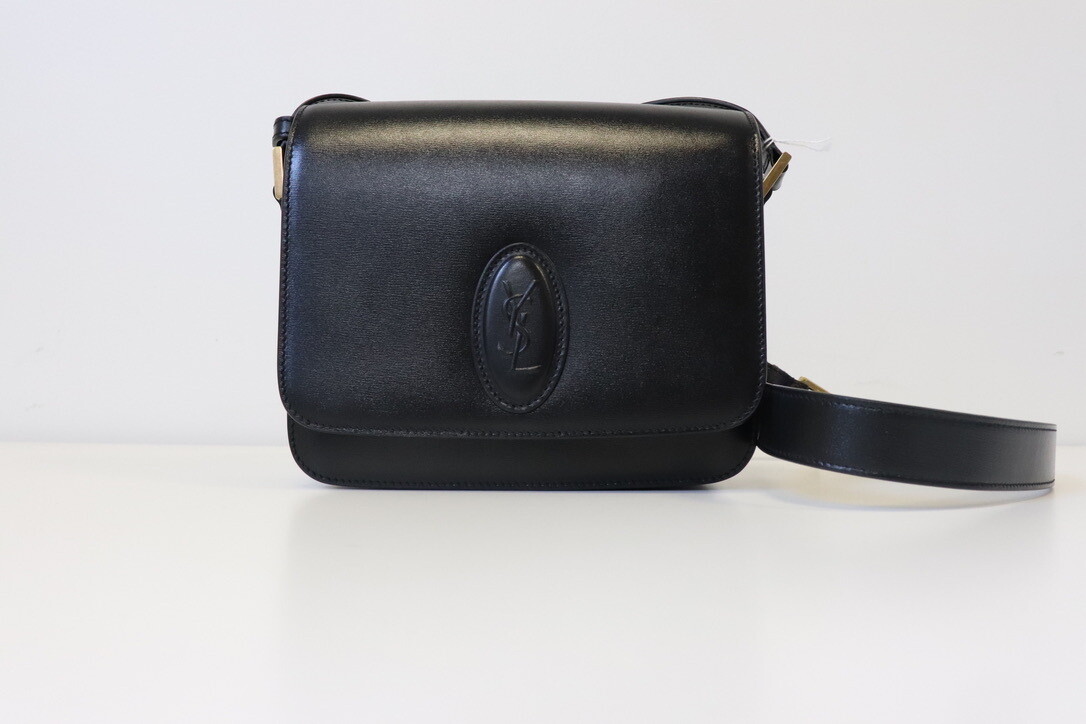 Saint Laurent Crossbody Black Leather, Like New, In Dustbag MA001