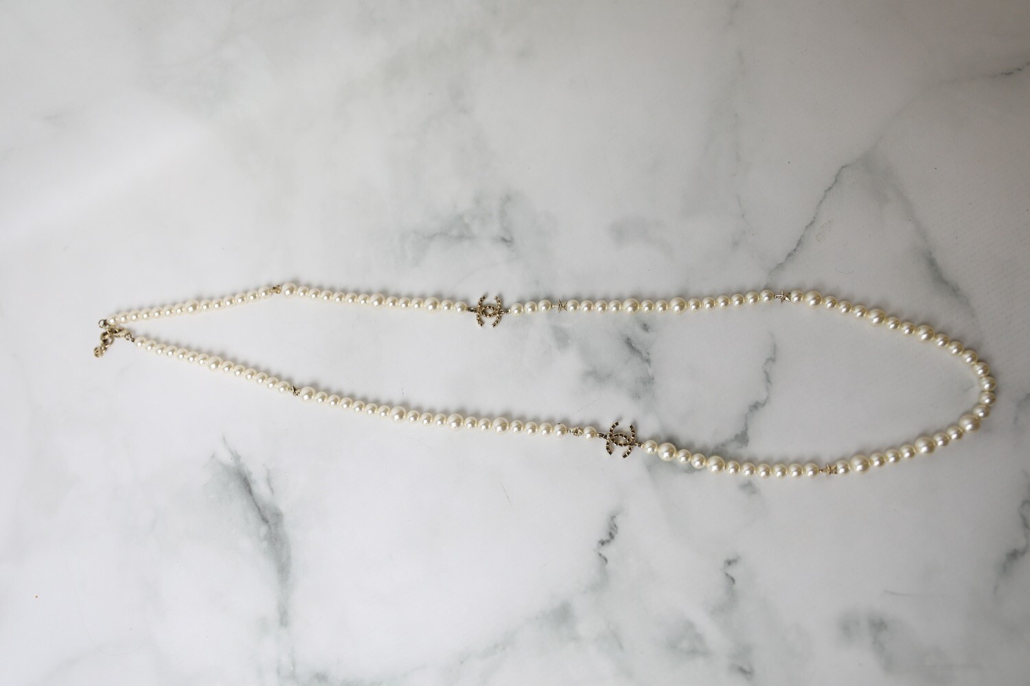 Chanel Pearl Necklace, Single Strand, Preowned in Box WA001