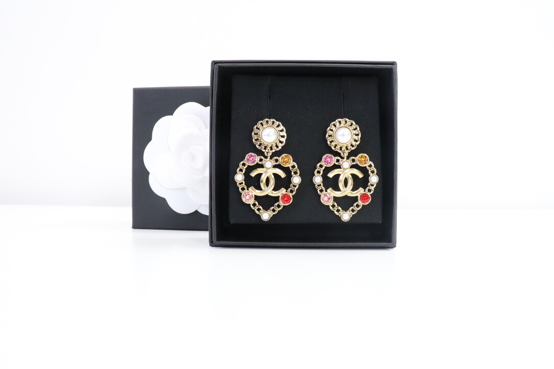 Chanel Earrings Heart CC Chain with Multicolor Beads and Pearl, New in Box