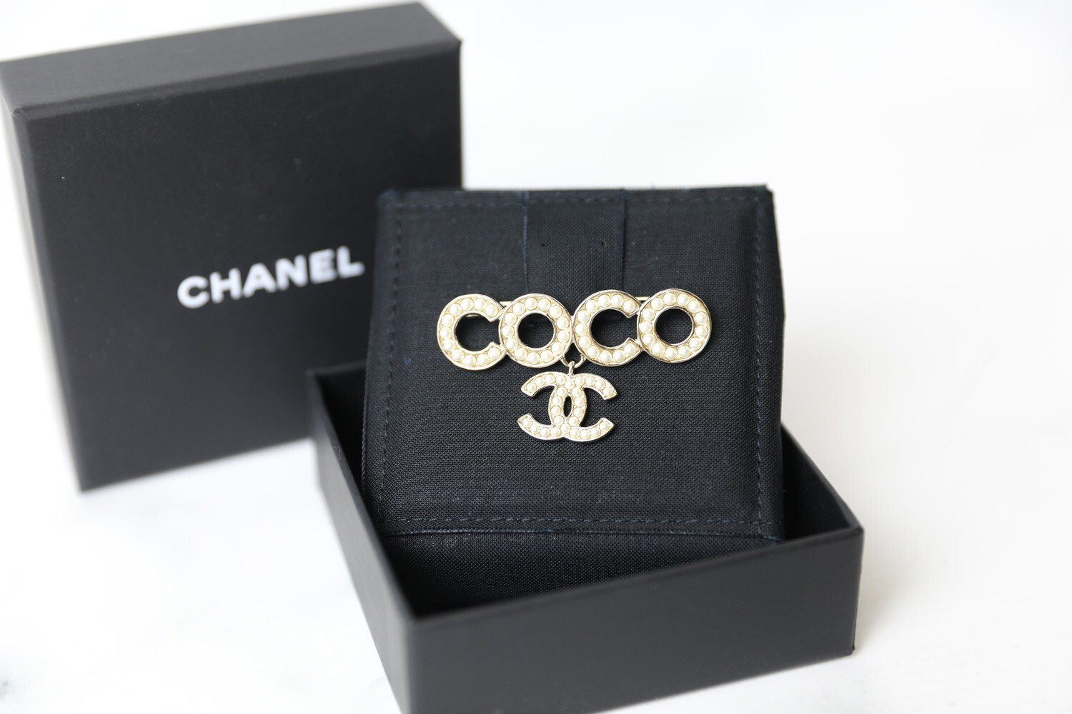 Chanel Brooch Coco Pearl, New in Box WA001
