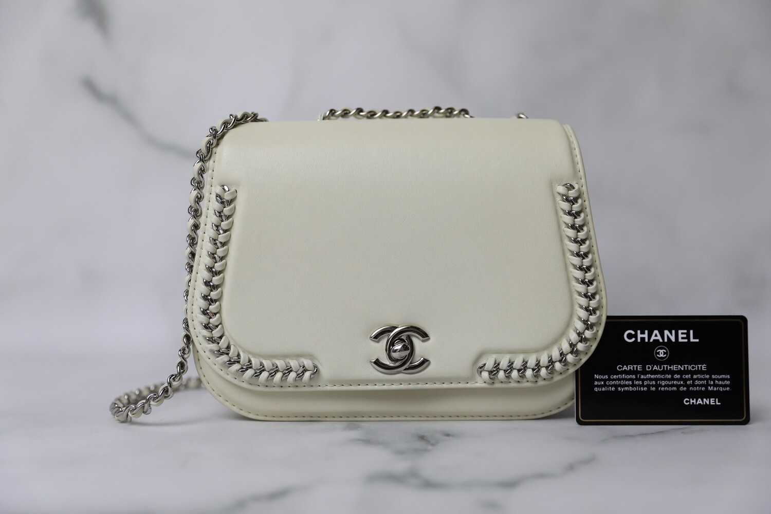 Chanel Seasonal Saddle Flap, White lambskin with silver hardware, Preowned  in Dustbag WA001