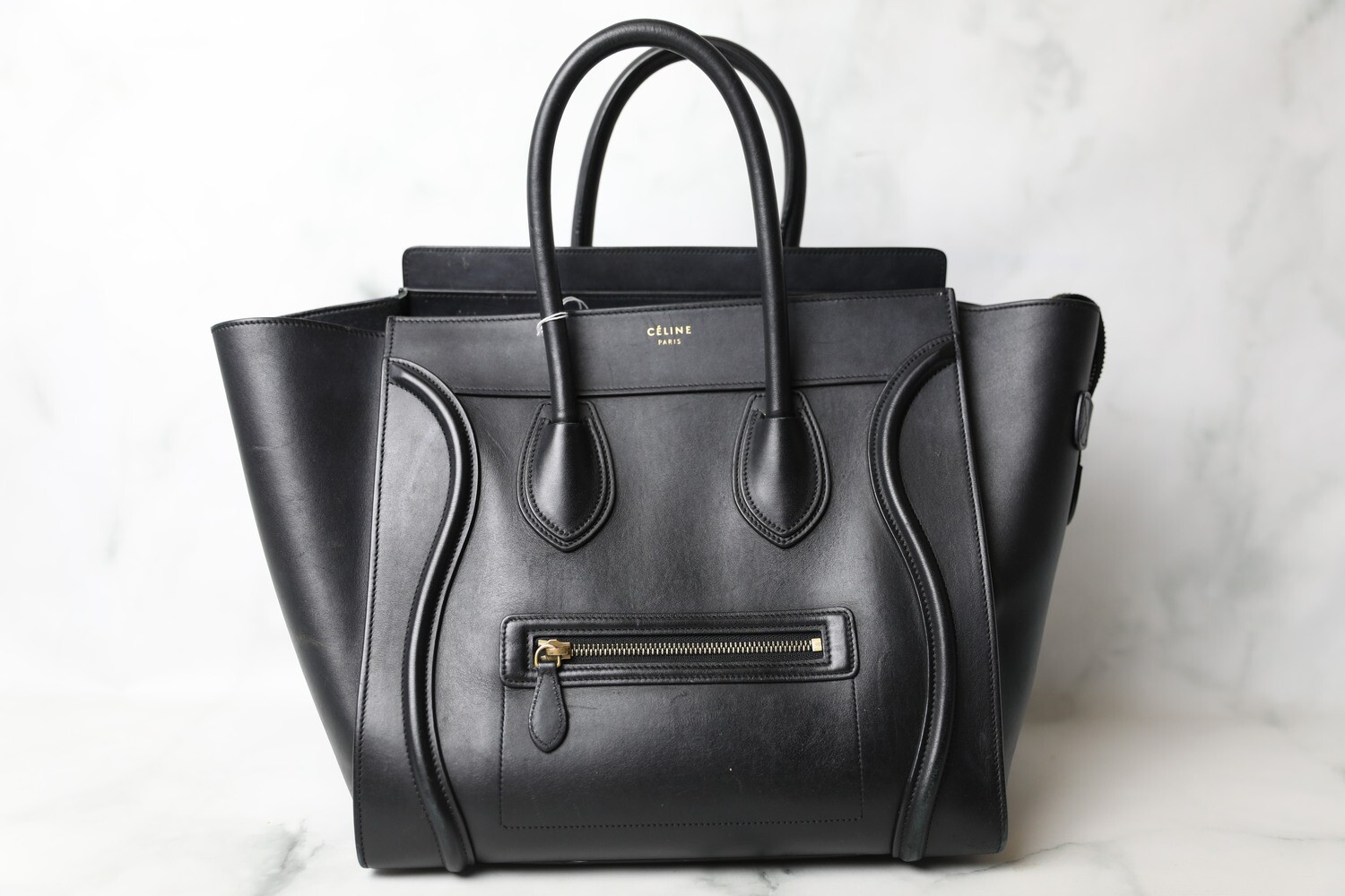 Celine Luggage Mini, Black Smooth Leather, Preowned no Dustbag WA001