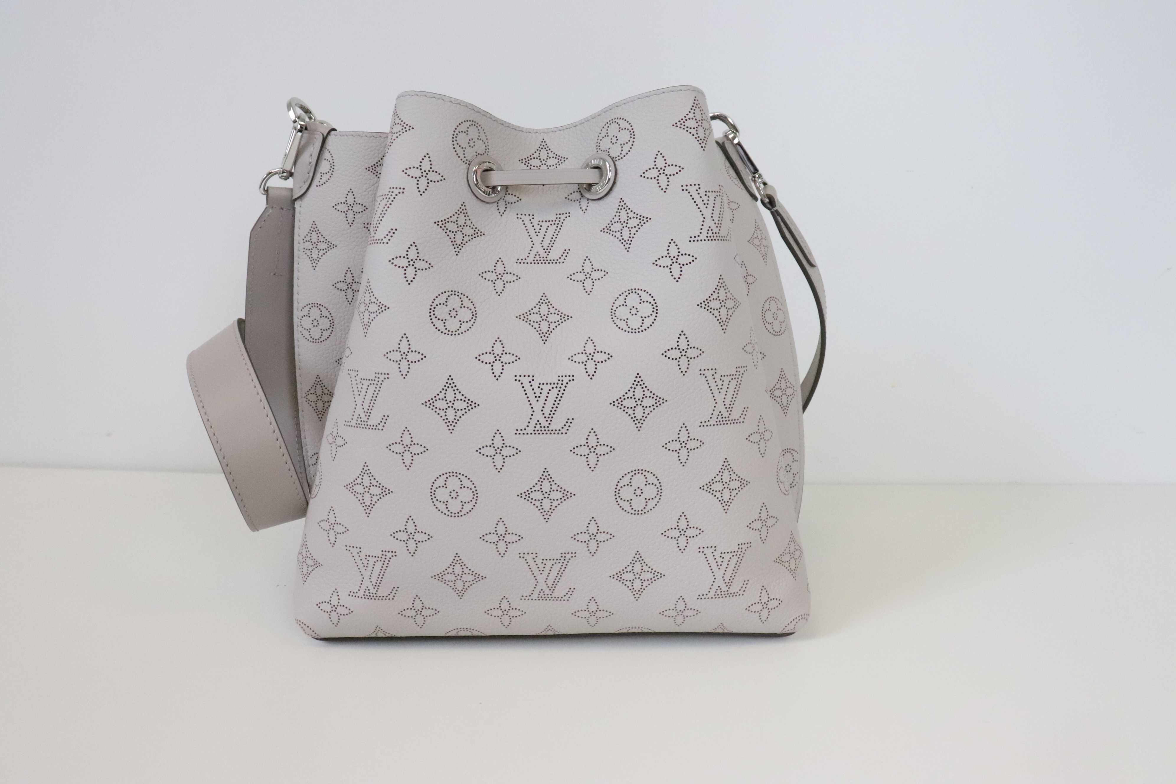 Louis Vuitton Muria Bucket Bag - AGL1630
