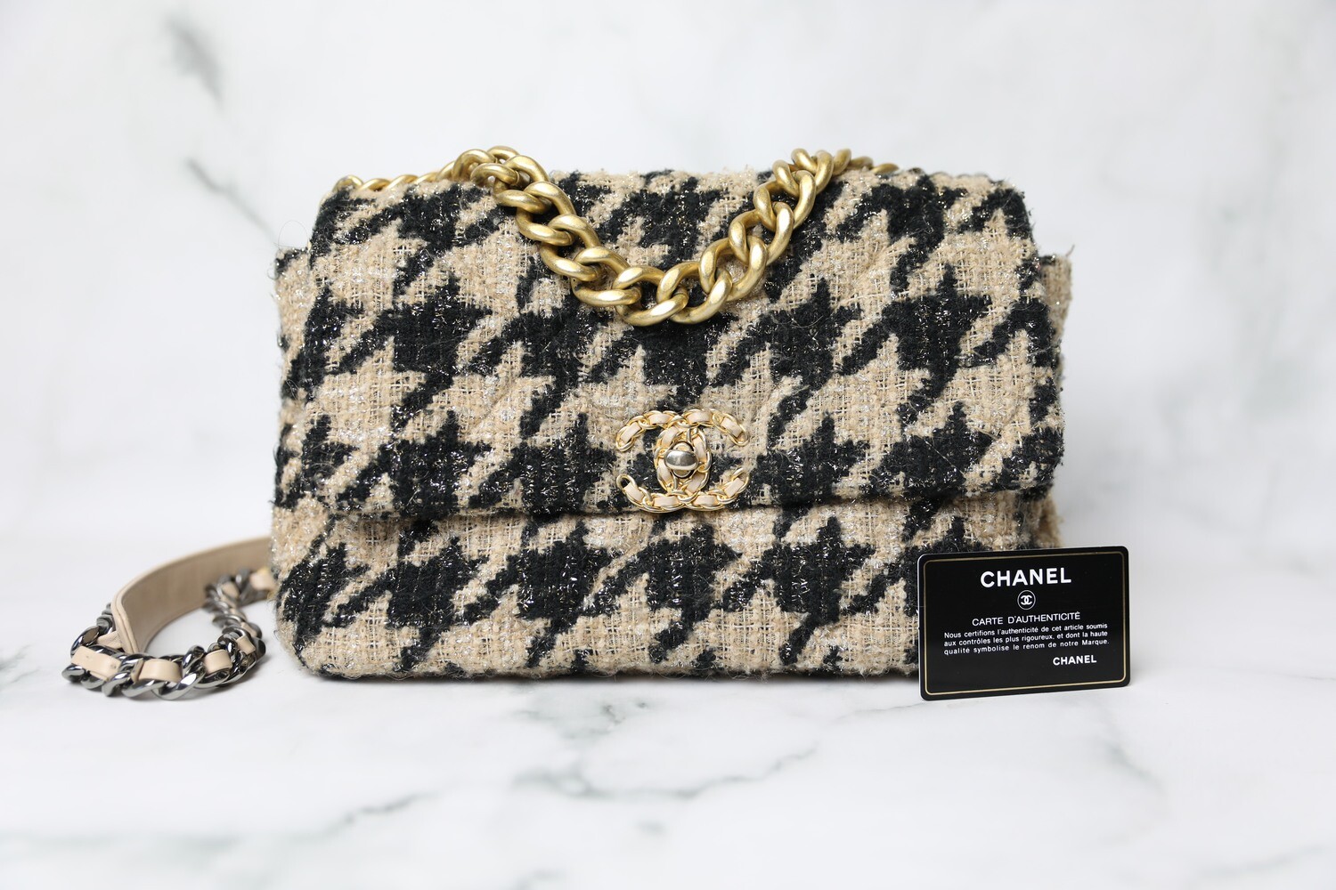 Chanel 19 Jumbo, Beige and Black Houndstooth Tweed, Preowned in